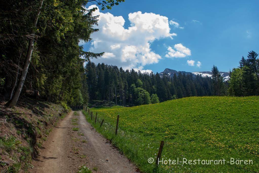 ホテル Gasthof Baren ハスリベルク エクステリア 写真